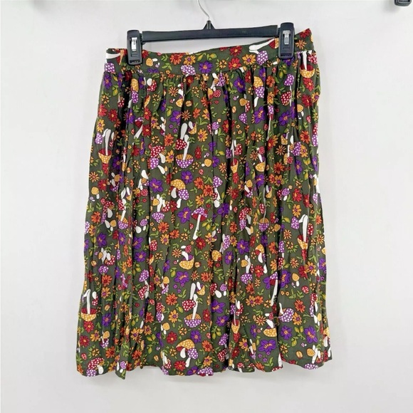 ModCloth More Than Charming Green Mushroom Skirt Rayon Blend Large W/pockets - Picture 8 of 13